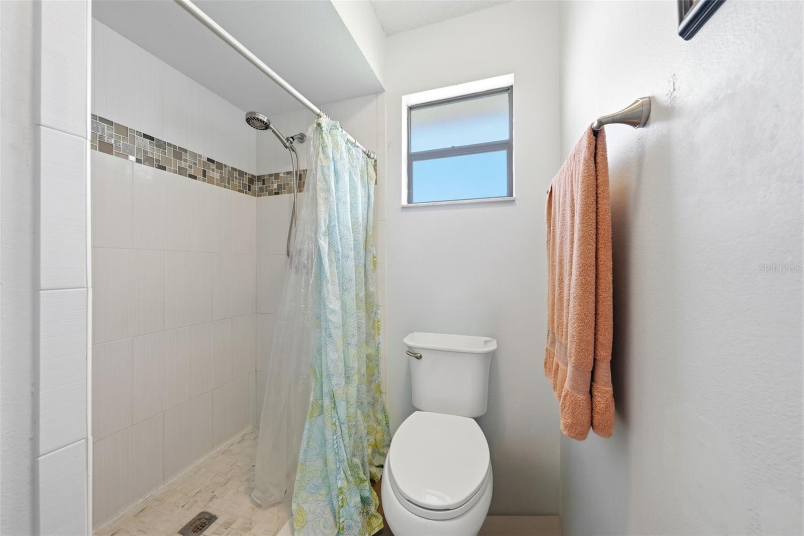 Image 14 of 47 For 12624 Glen Abbey