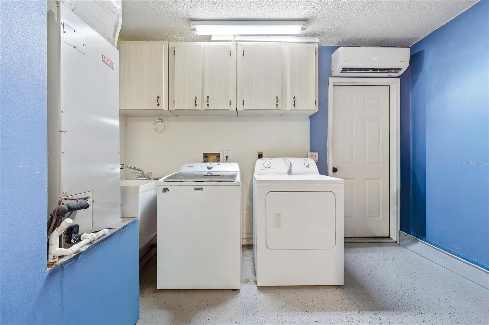 Image 21 of 47 For 12624 Glen Abbey