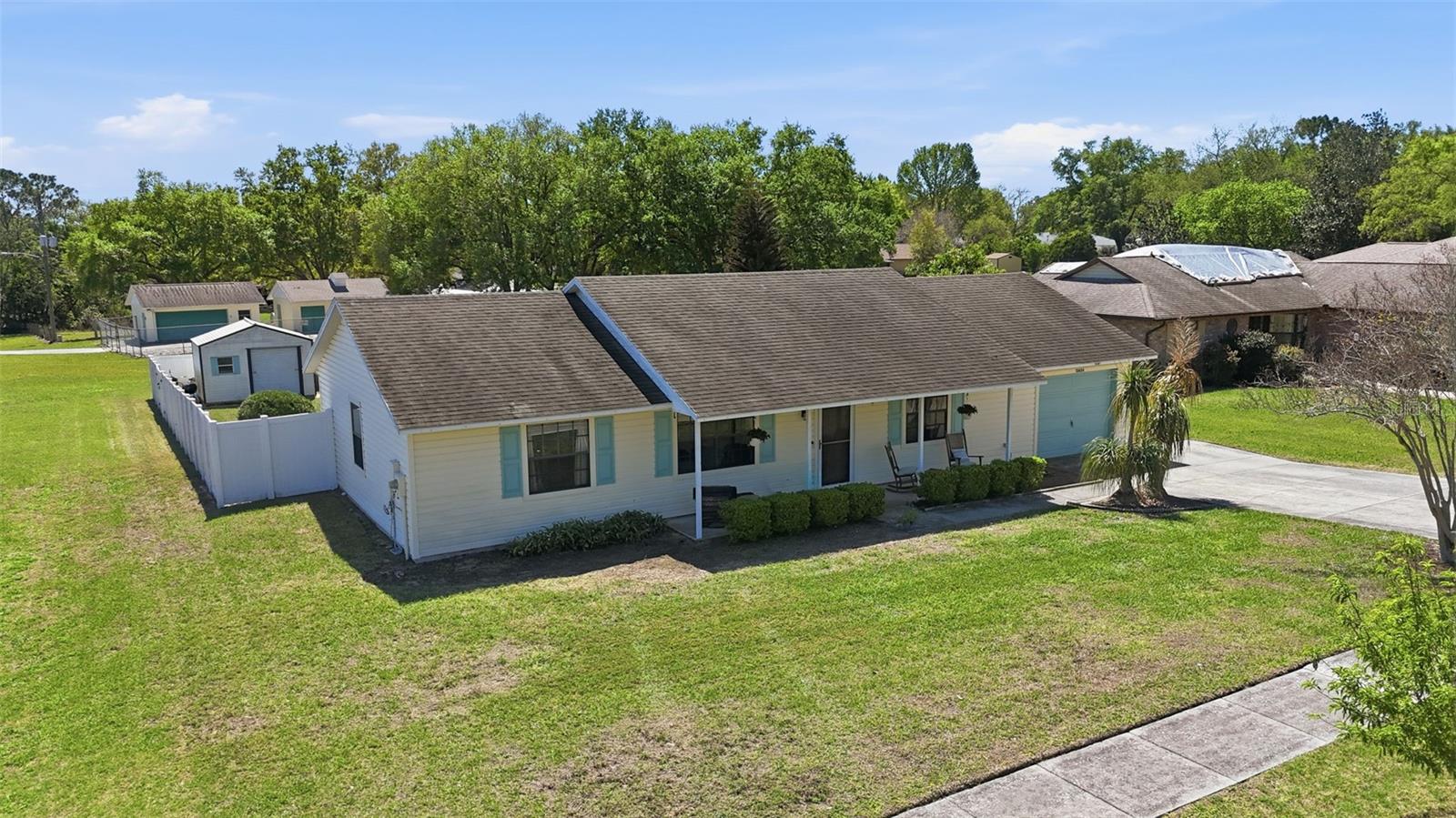 Image 25 of 47 For 12624 Glen Abbey