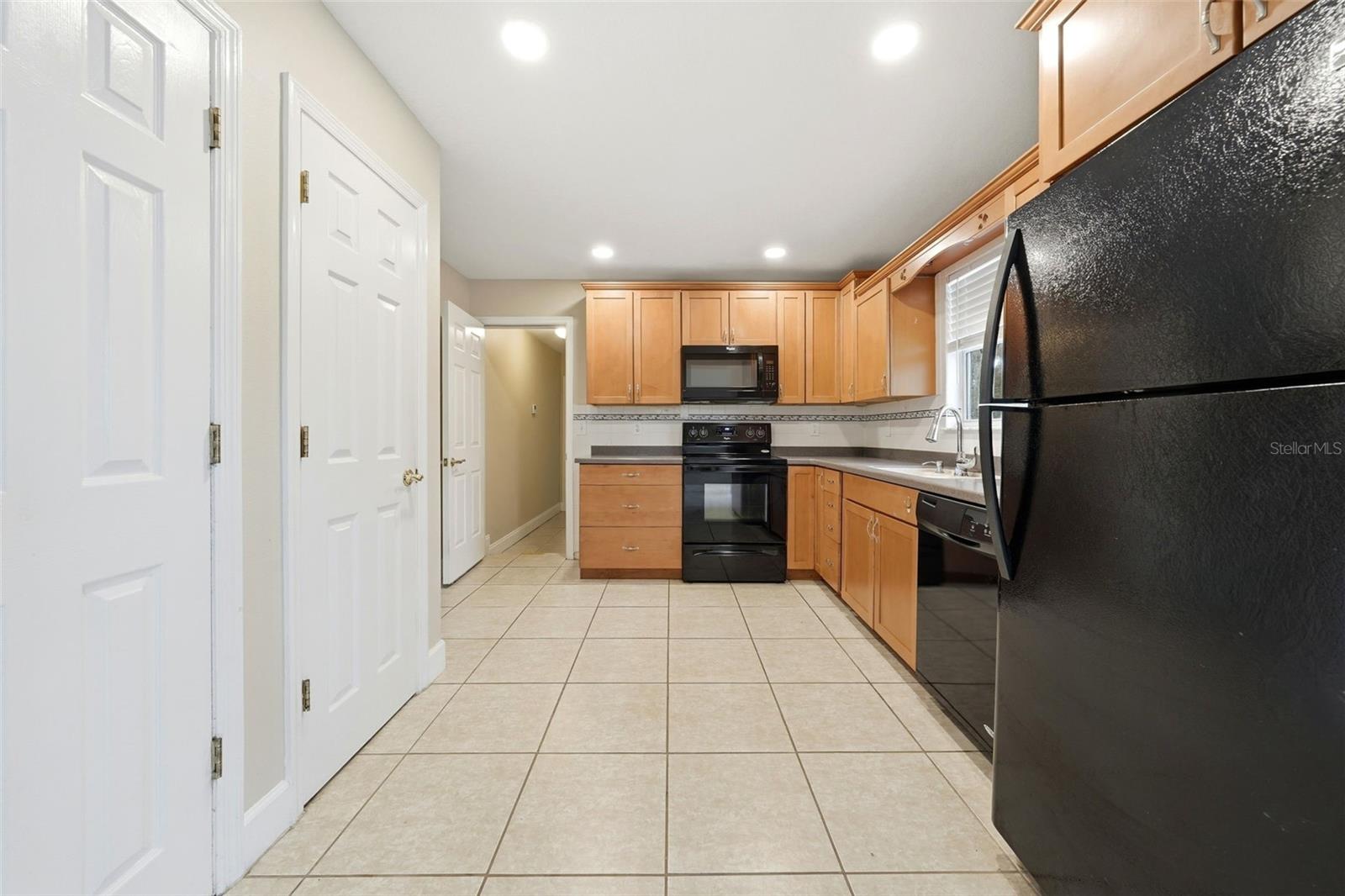 Image 10 of 53 For 12311 Putney Court