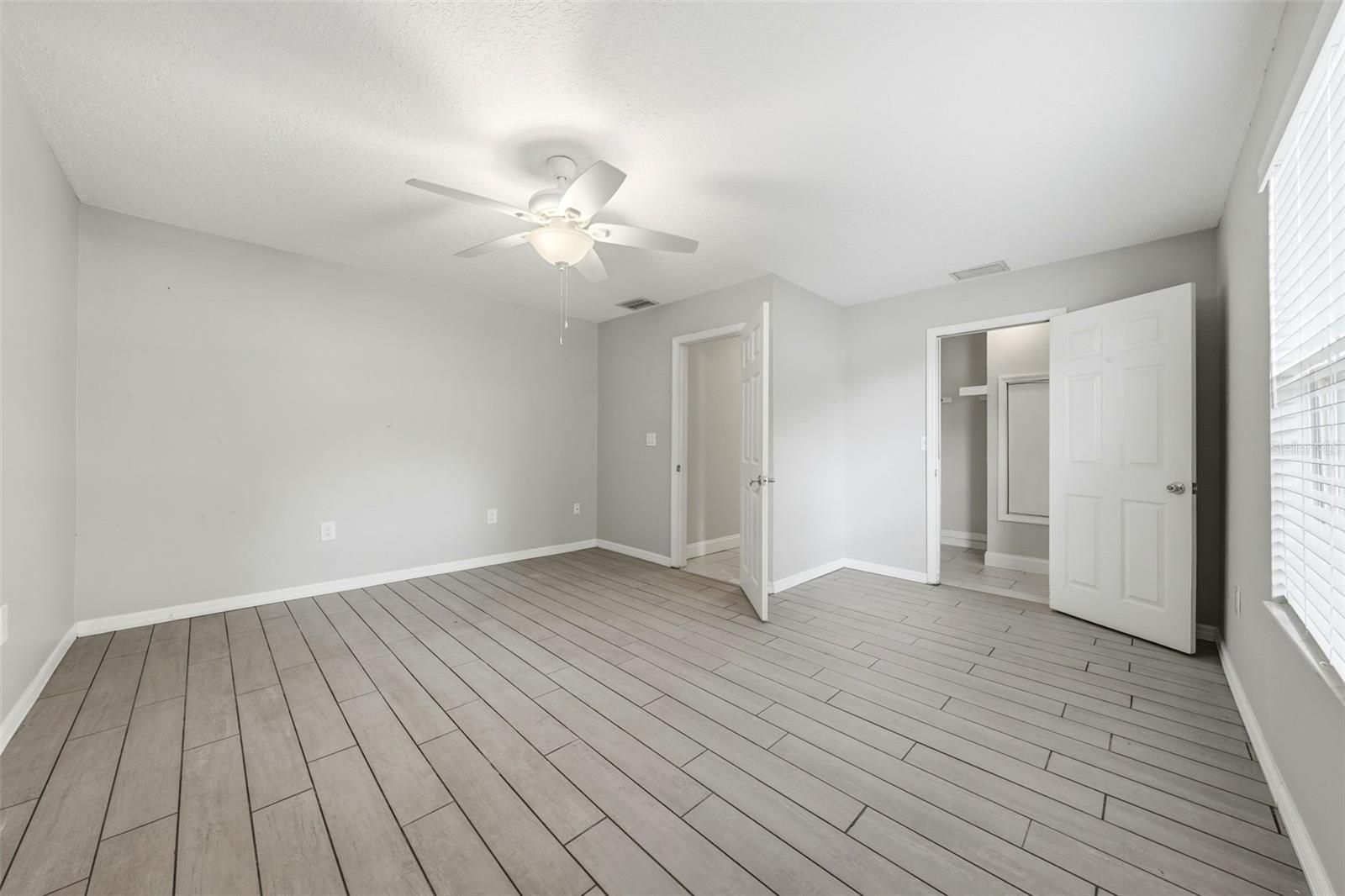 Image 28 of 53 For 12311 Putney Court