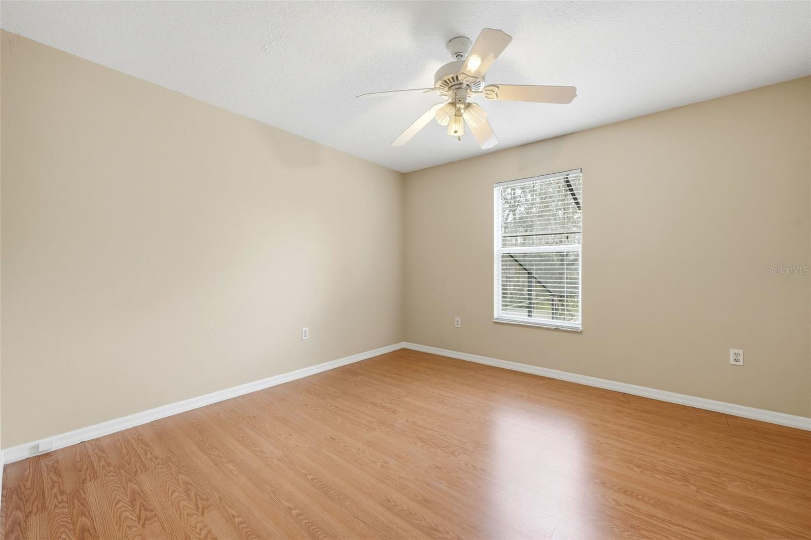 Image 32 of 53 For 12311 Putney Court