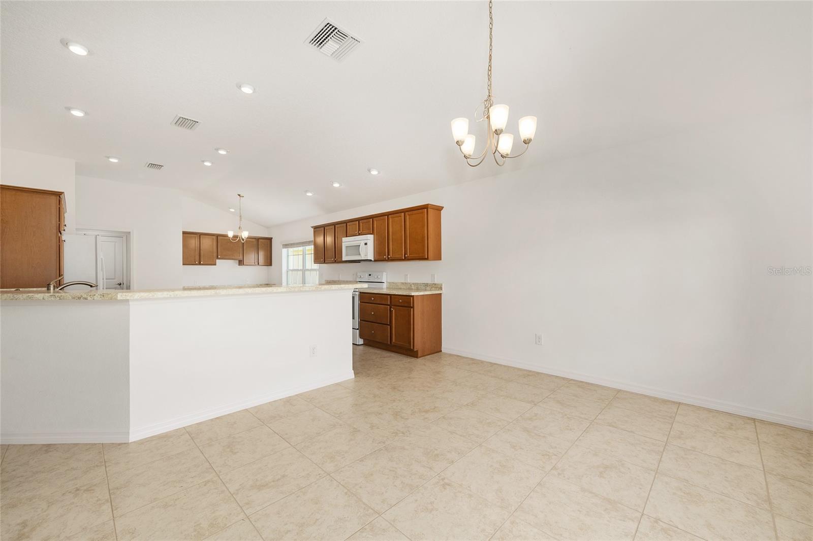 Image 13 of 50 For 1953 Yearling Way