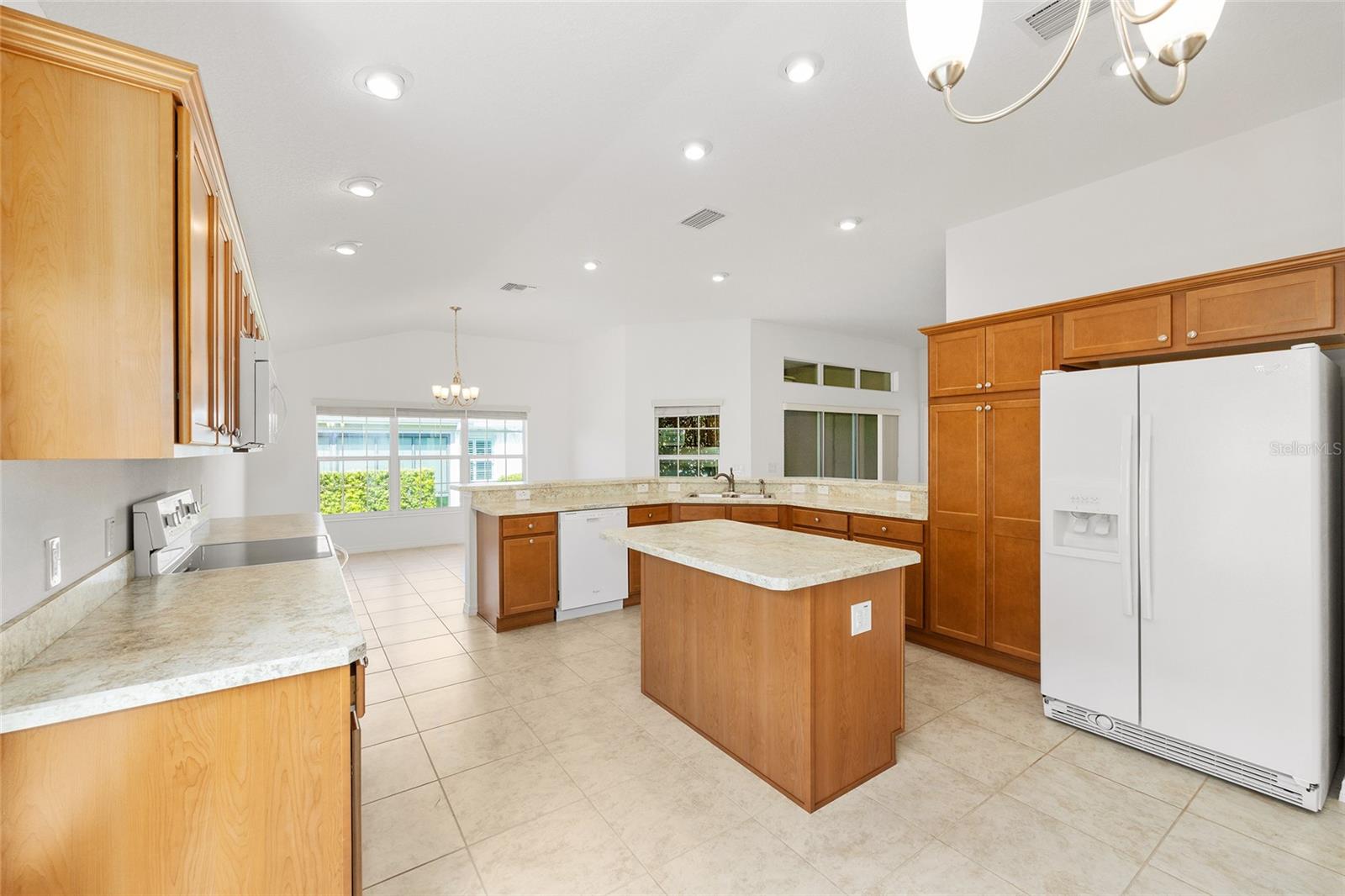 Image 18 of 50 For 1953 Yearling Way