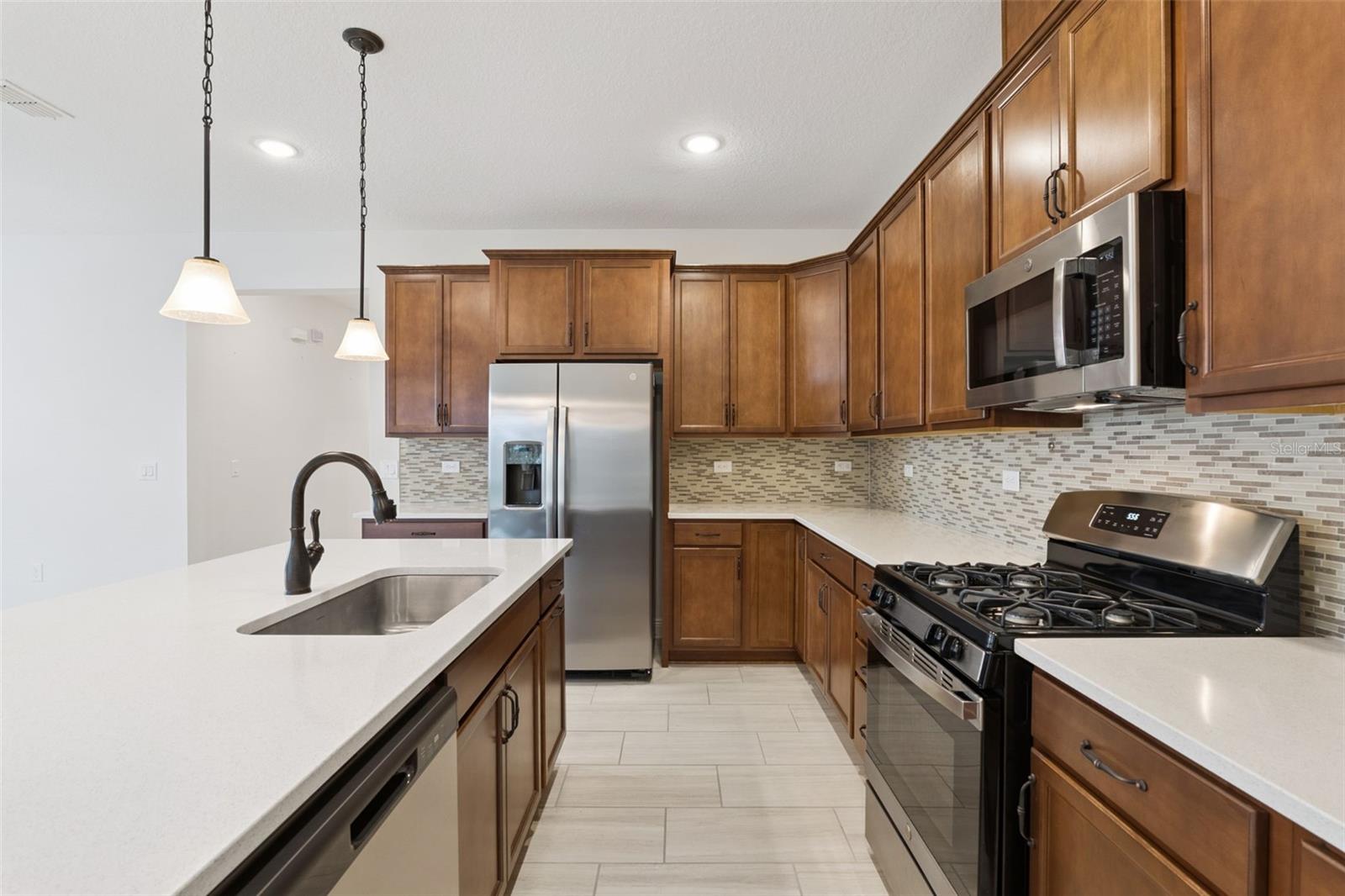 Image 12 of 68 For 5064 Meadow Song Drive