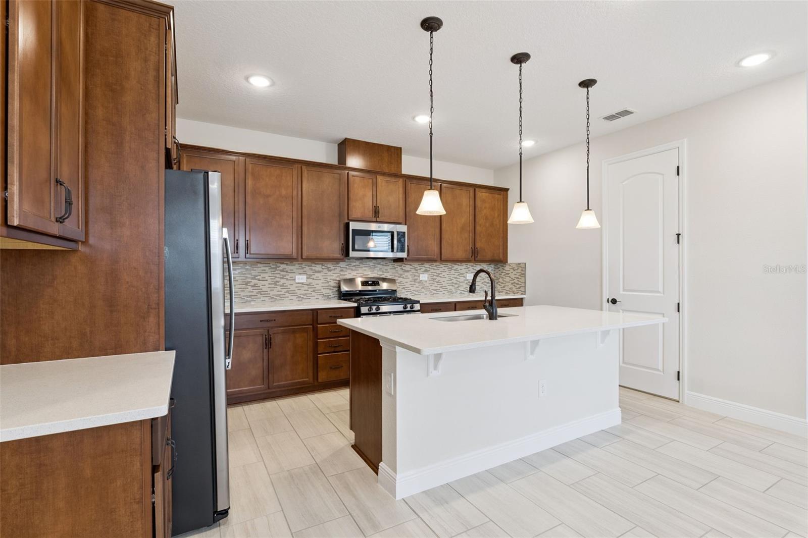 Image 16 of 68 For 5064 Meadow Song Drive