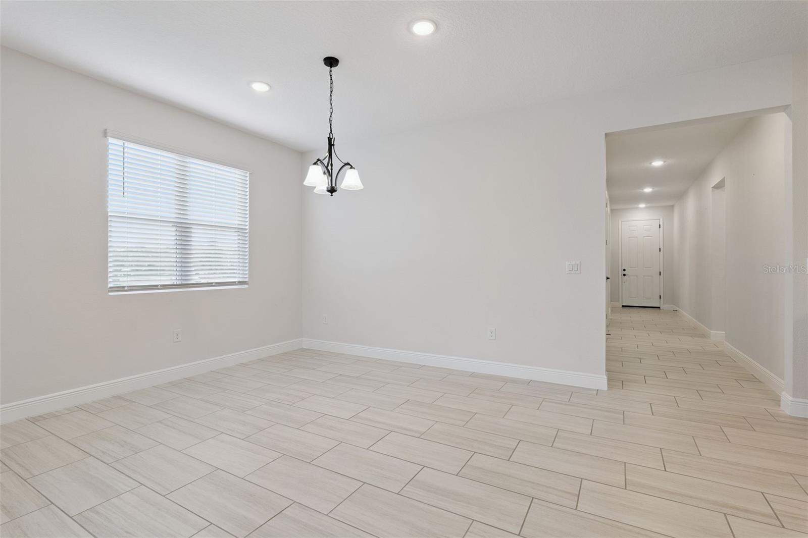 Image 20 of 68 For 5064 Meadow Song Drive