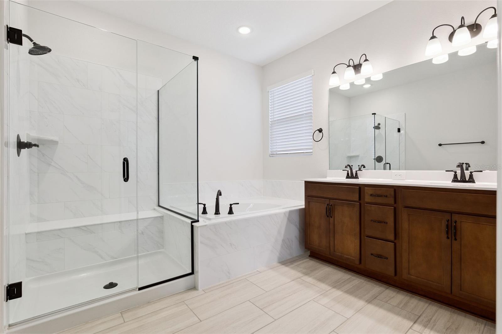 Image 31 of 68 For 5064 Meadow Song Drive