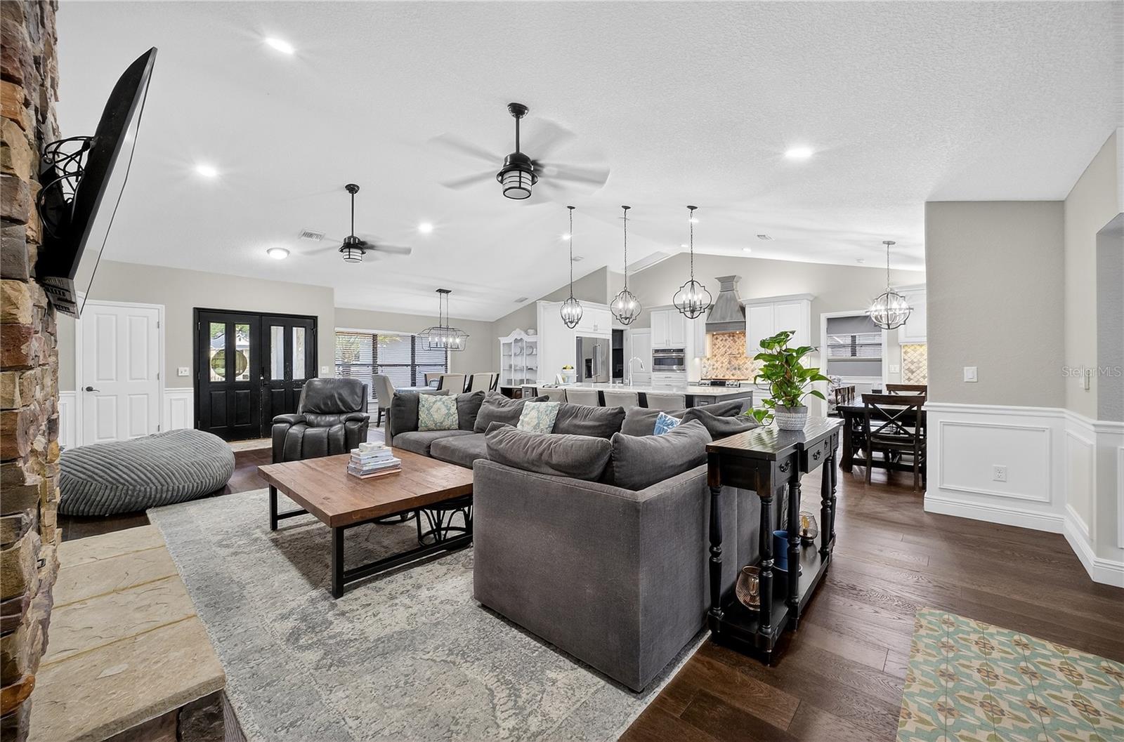 Image 11 of 60 For 1324 Otters View Court