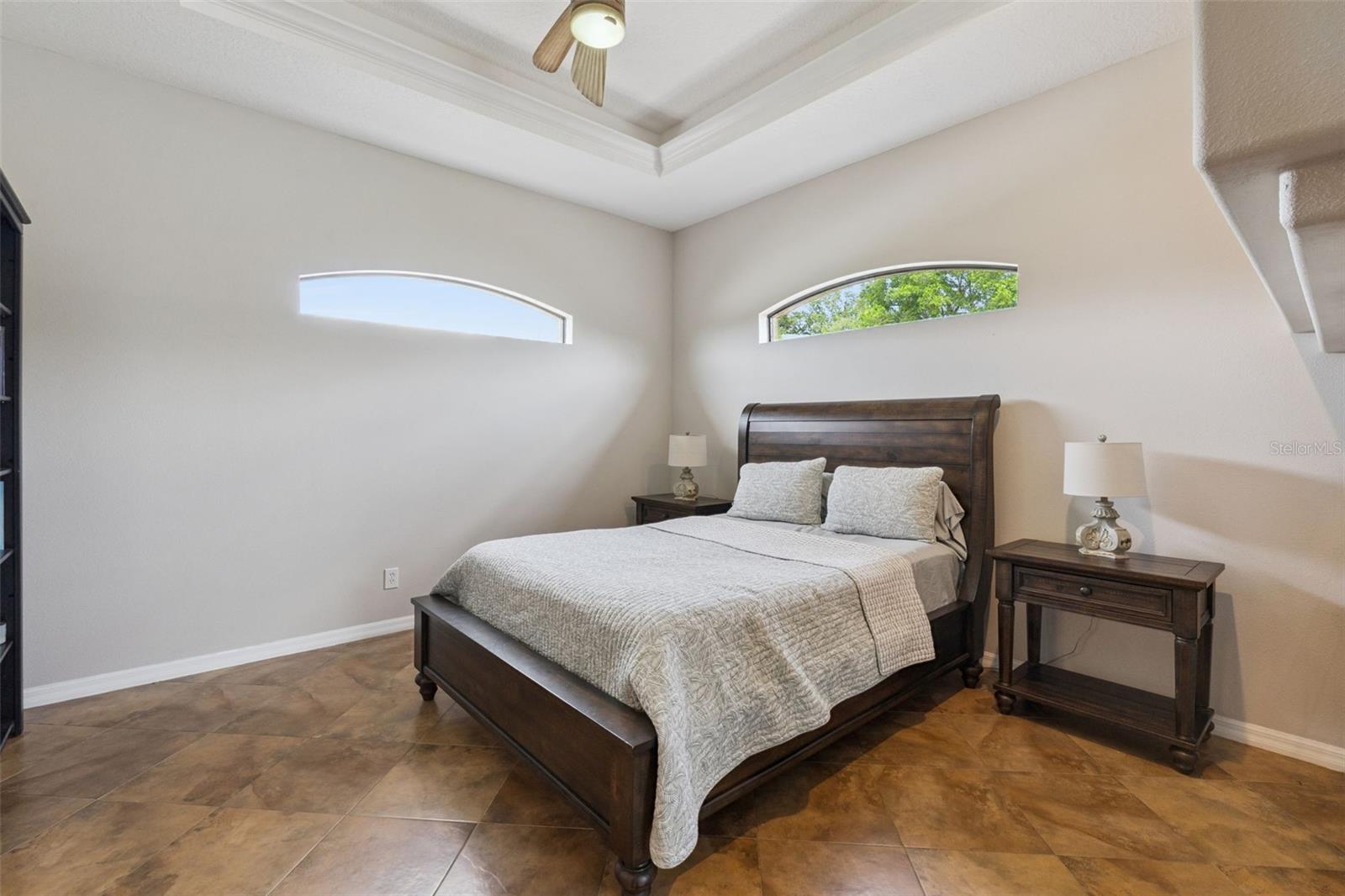 Image 15 of 40 For 7139 Groveland Farms Road