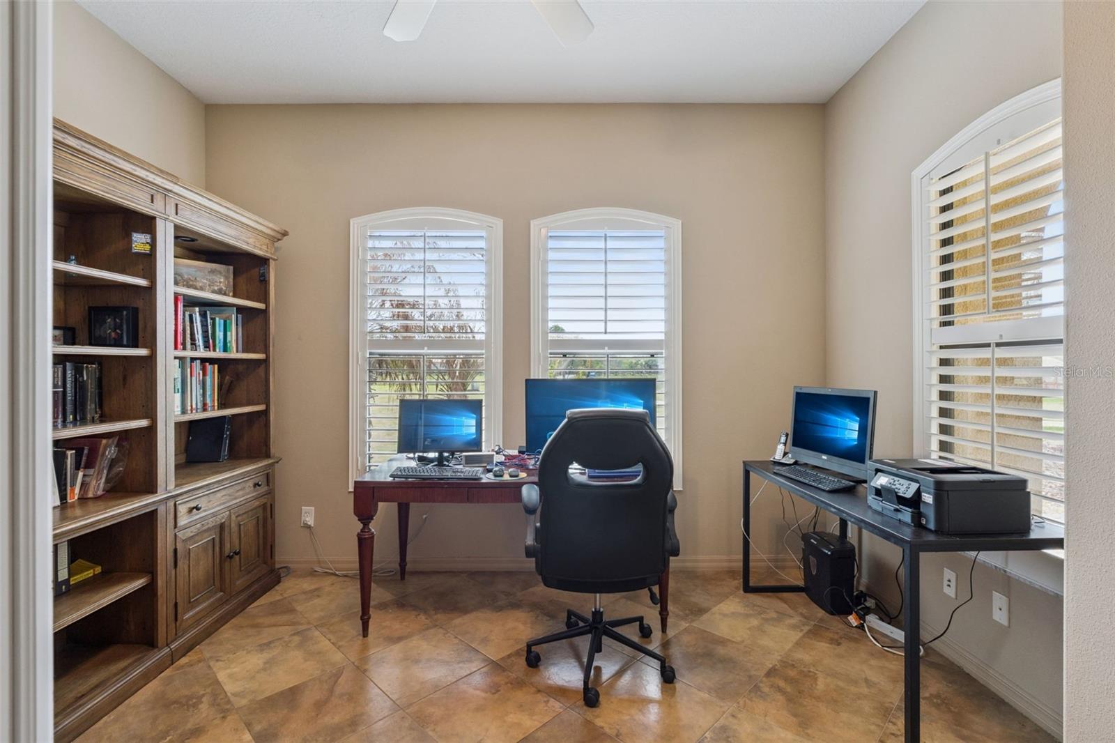 Image 23 of 40 For 7139 Groveland Farms Road