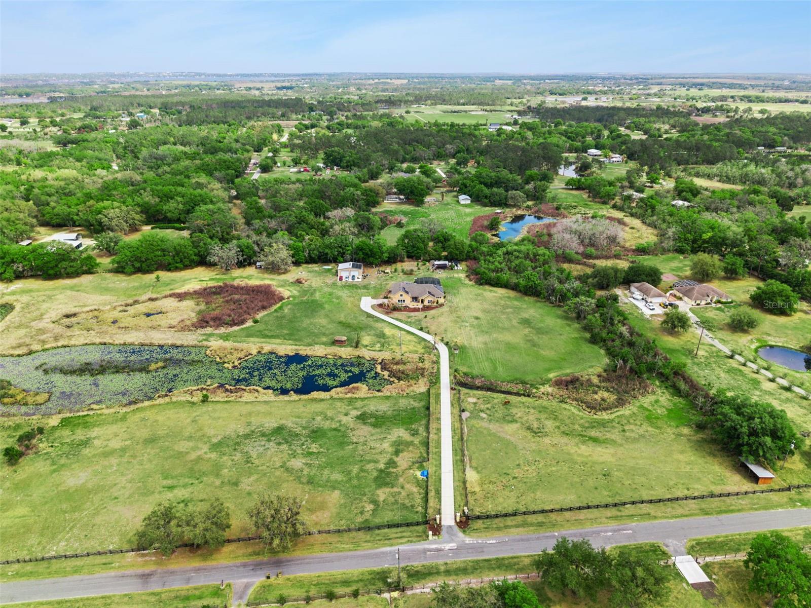 Image 37 of 40 For 7139 Groveland Farms Road