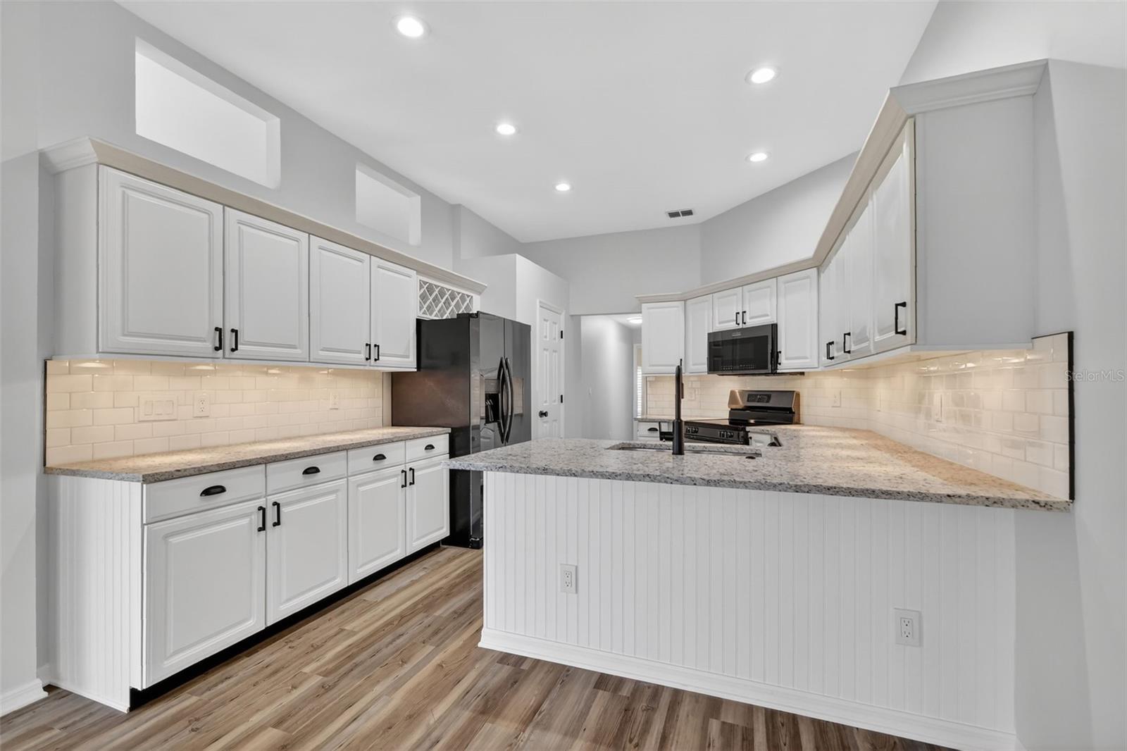 Image 12 of 42 For 6027 Spring Creek Court