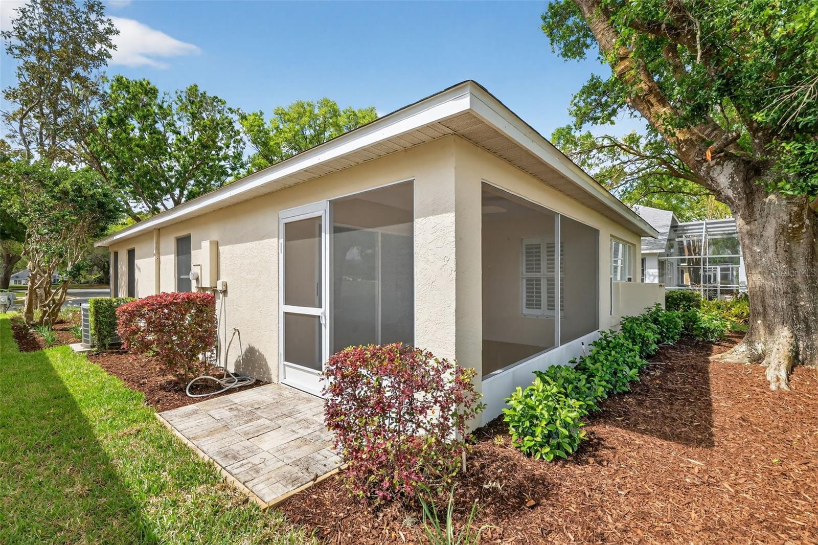 Image 33 of 42 For 6027 Spring Creek Court