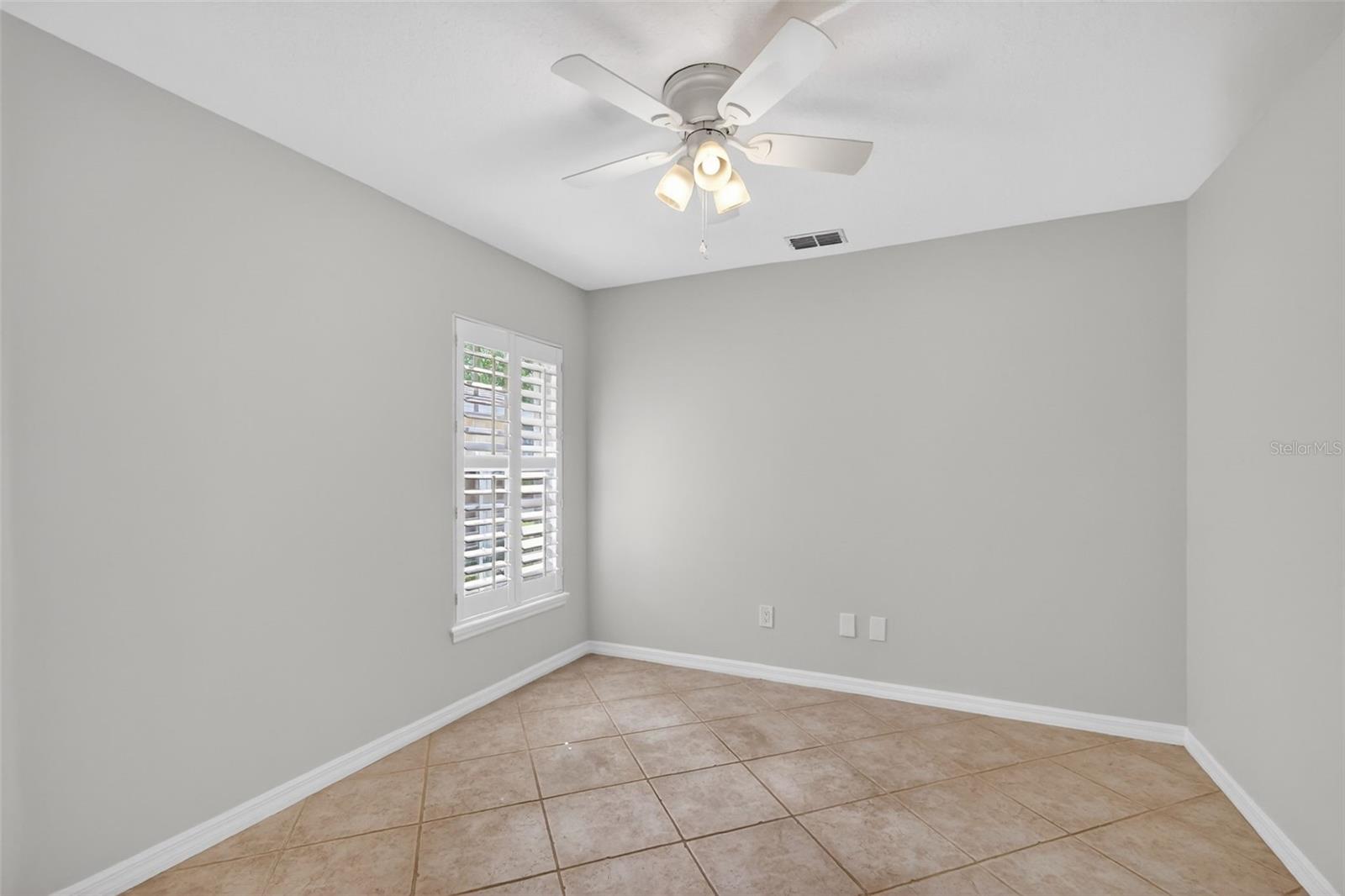 Image 8 of 42 For 6027 Spring Creek Court