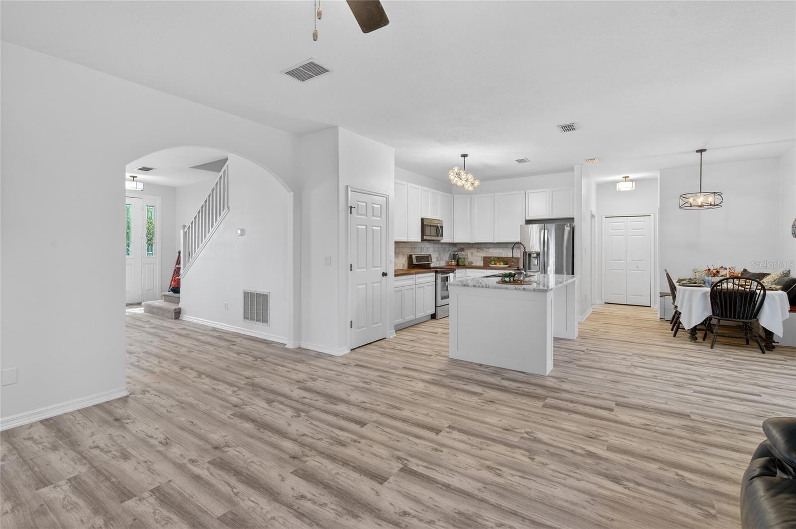 Image 11 of 53 For 1305 Windy Bluff Drive