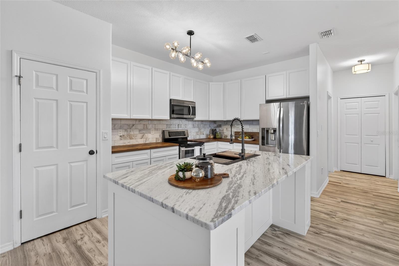 Image 12 of 53 For 1305 Windy Bluff Drive