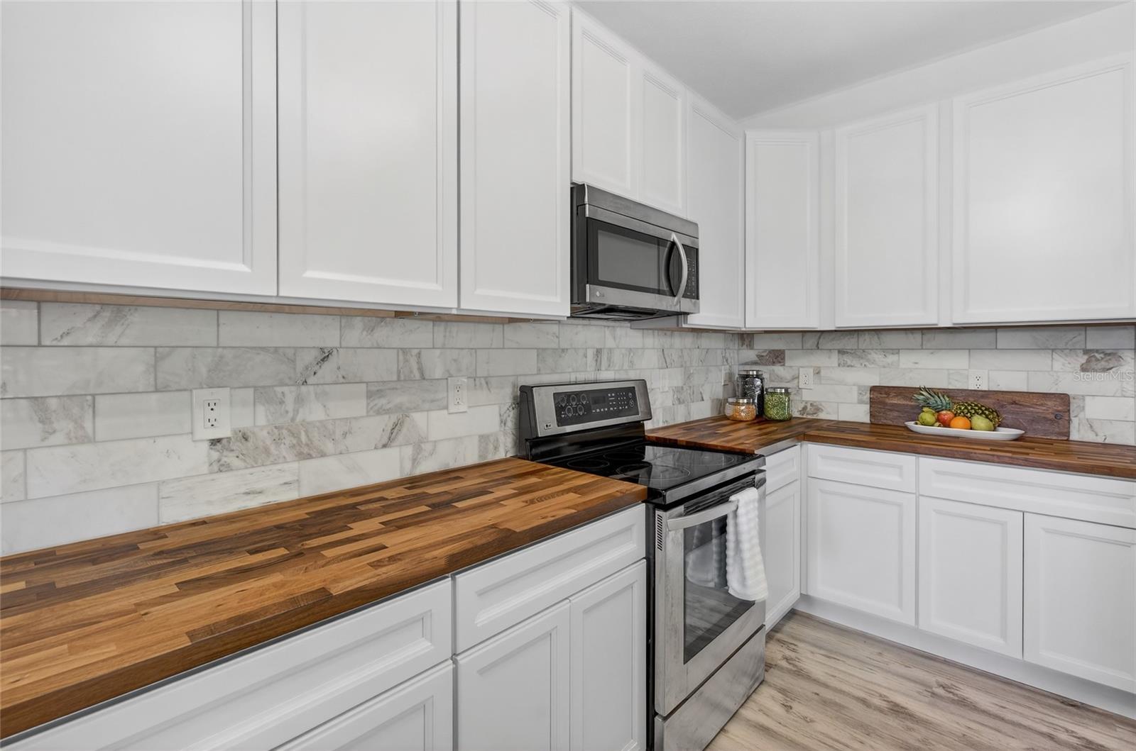 Image 15 of 53 For 1305 Windy Bluff Drive