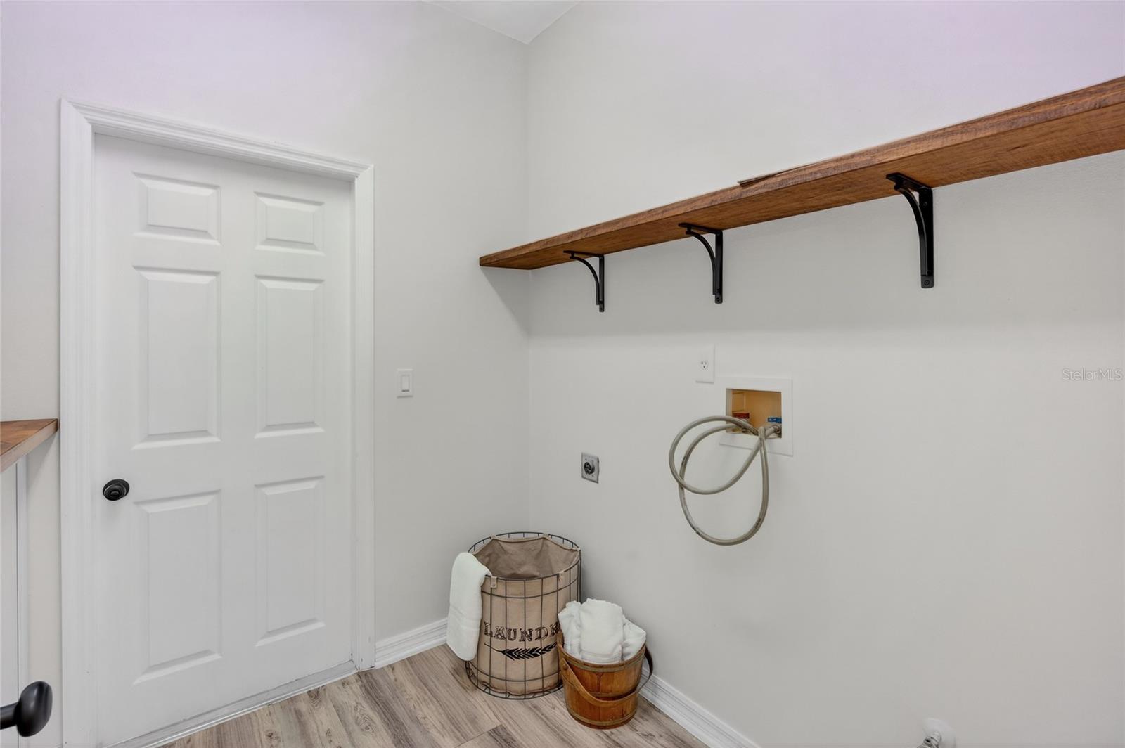 Image 17 of 53 For 1305 Windy Bluff Drive