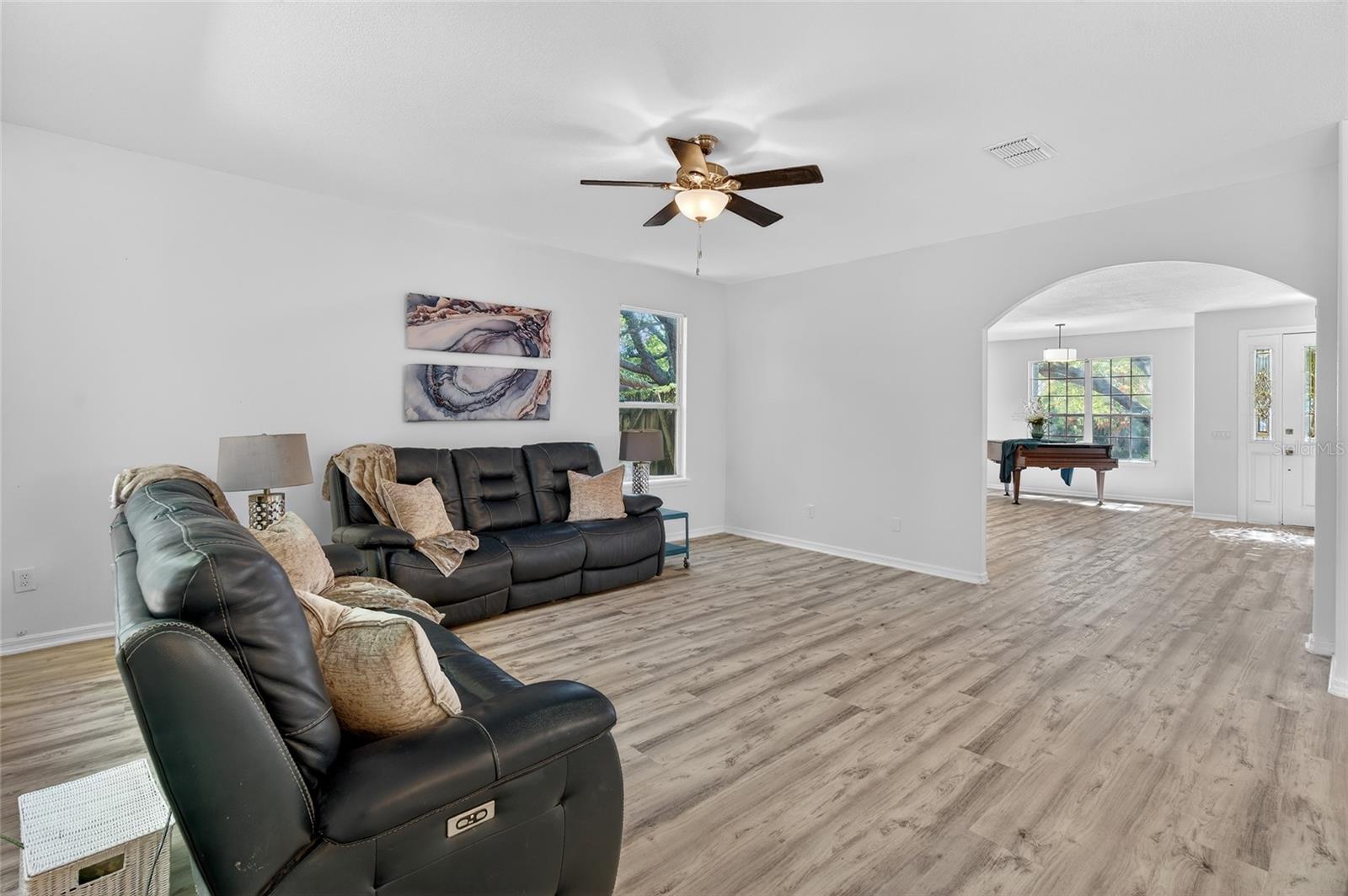 Image 22 of 53 For 1305 Windy Bluff Drive