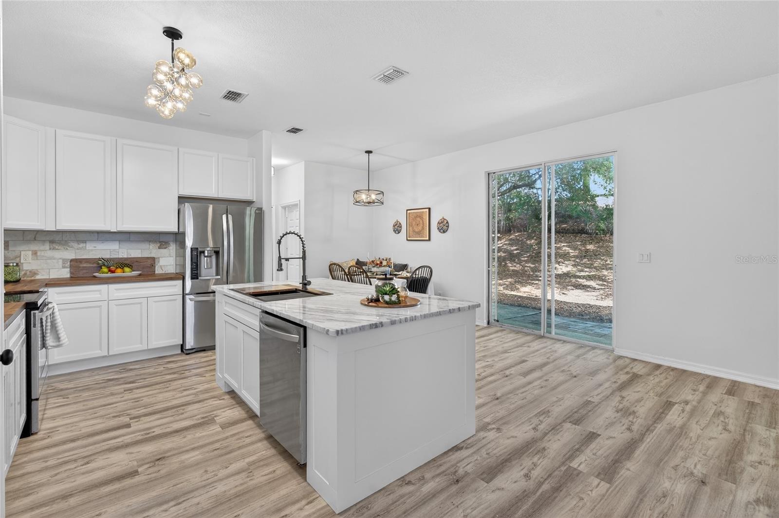 Image 23 of 53 For 1305 Windy Bluff Drive