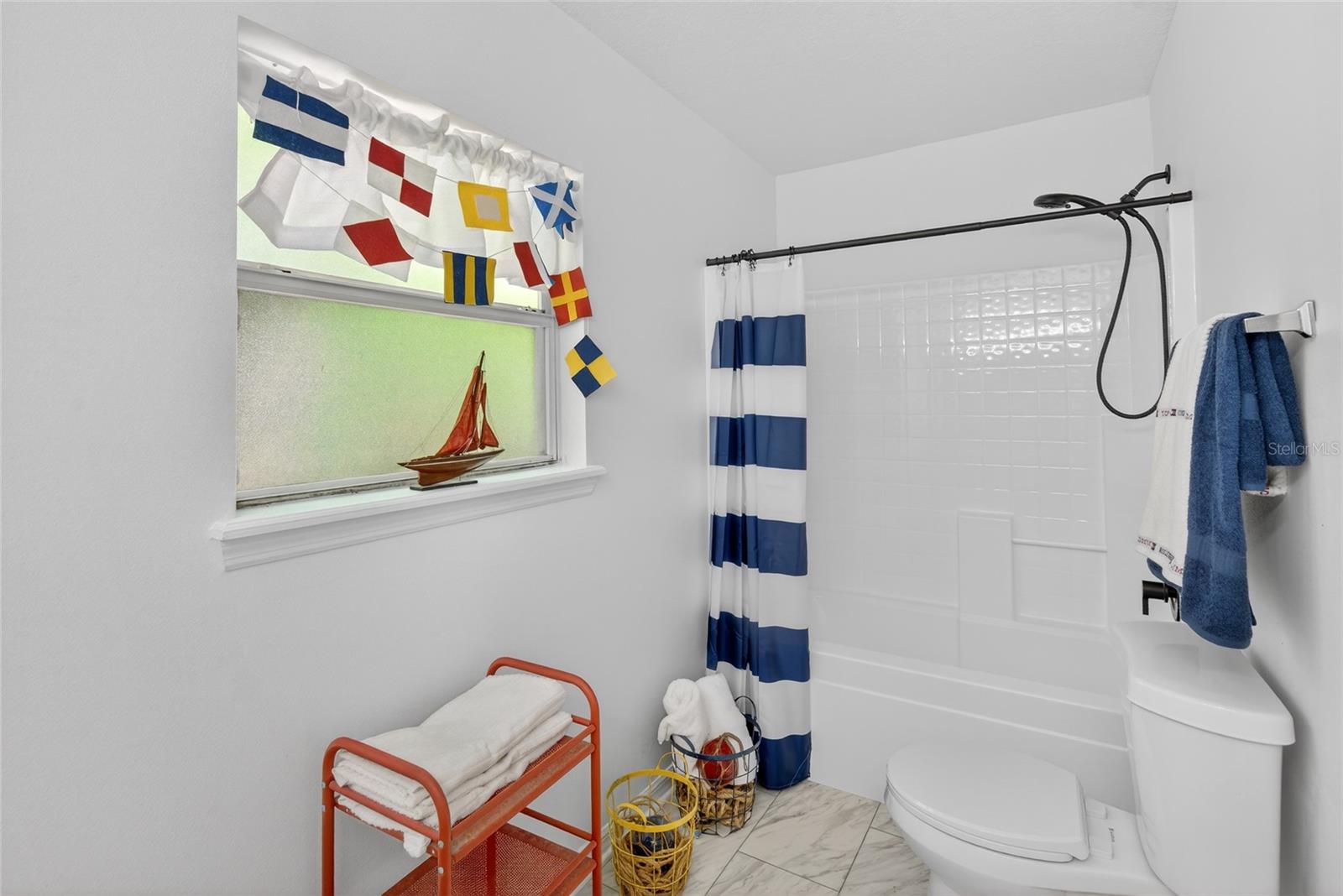 Image 26 of 53 For 1305 Windy Bluff Drive