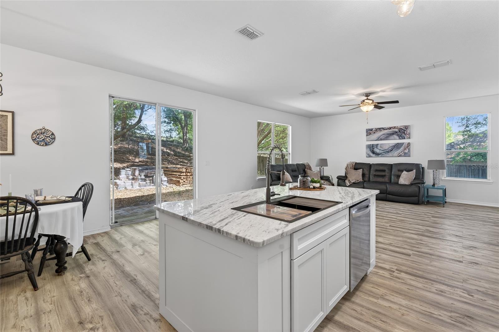 Image 9 of 53 For 1305 Windy Bluff Drive