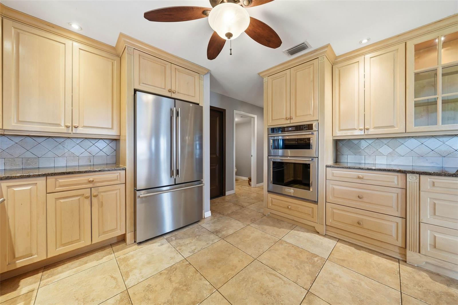 Image 12 of 64 For 29116 Beauclaire Drive