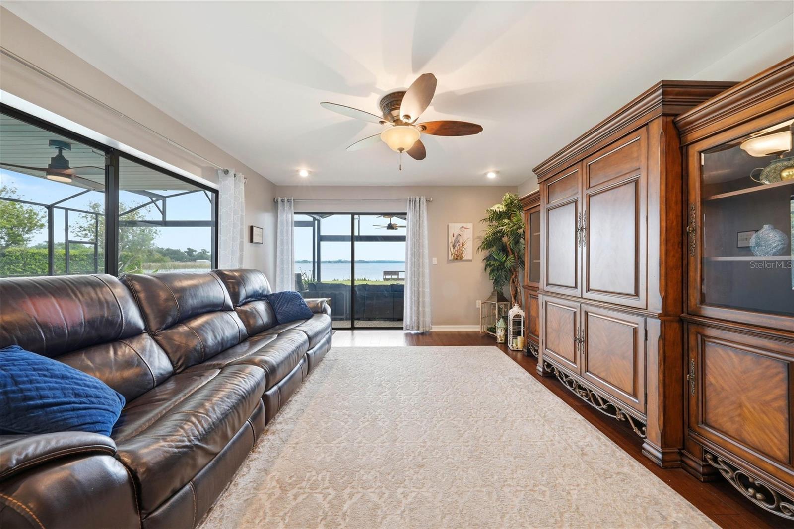 Image 16 of 64 For 29116 Beauclaire Drive