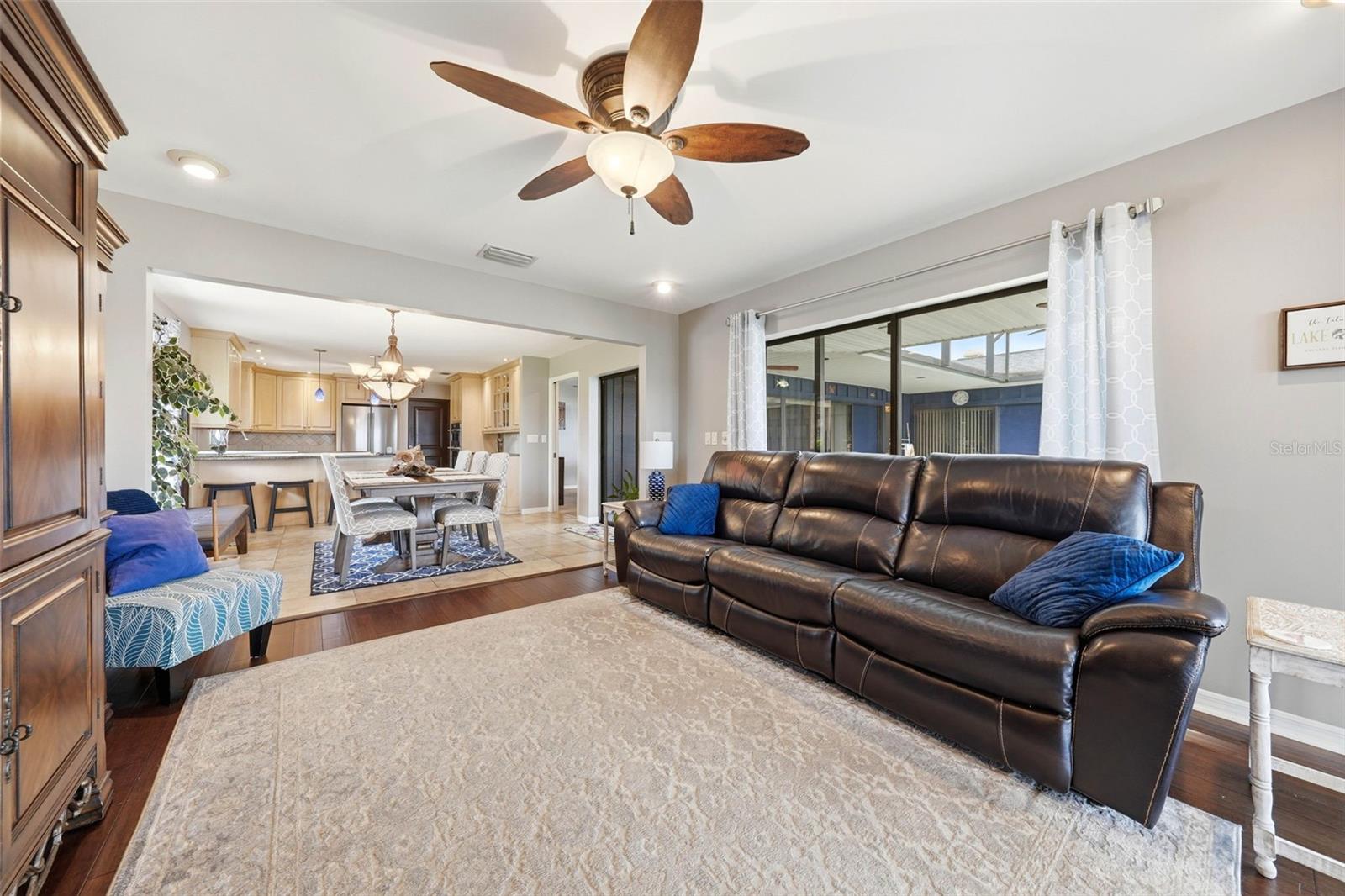 Image 17 of 64 For 29116 Beauclaire Drive