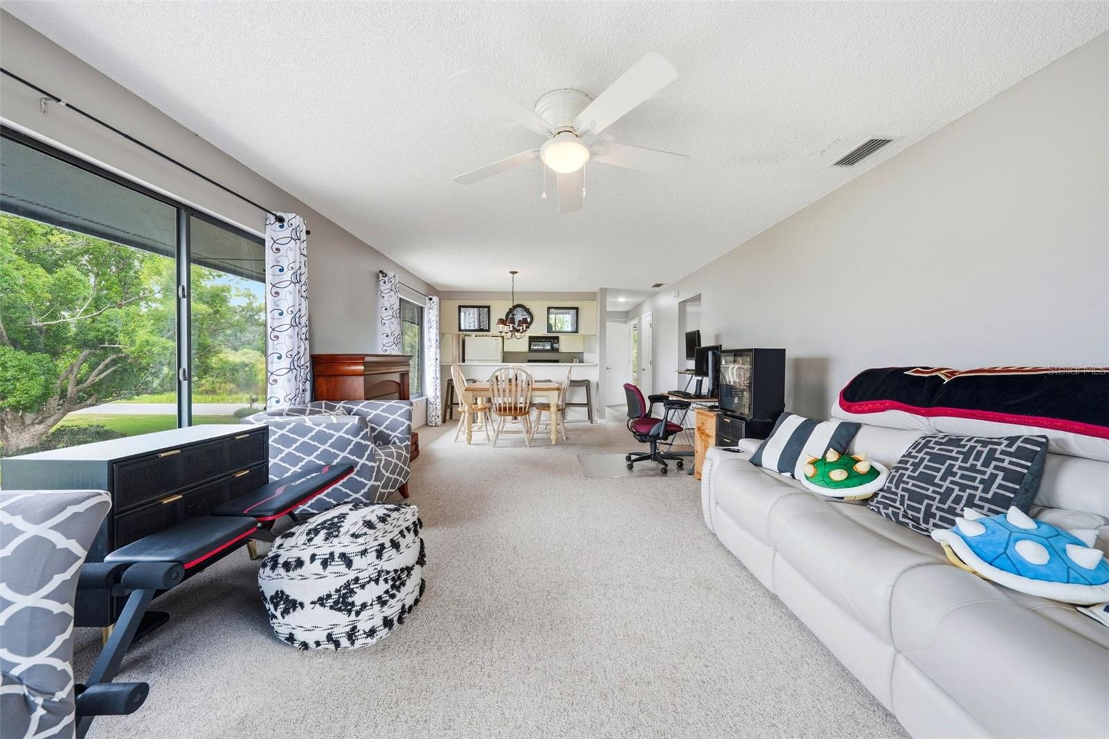 Image 38 of 64 For 29116 Beauclaire Drive