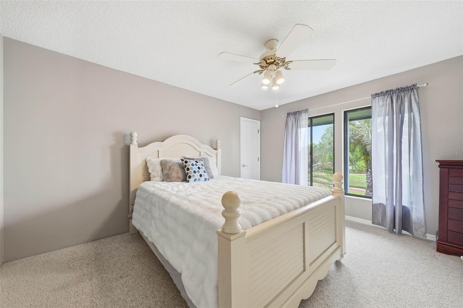 Image 42 of 64 For 29116 Beauclaire Drive