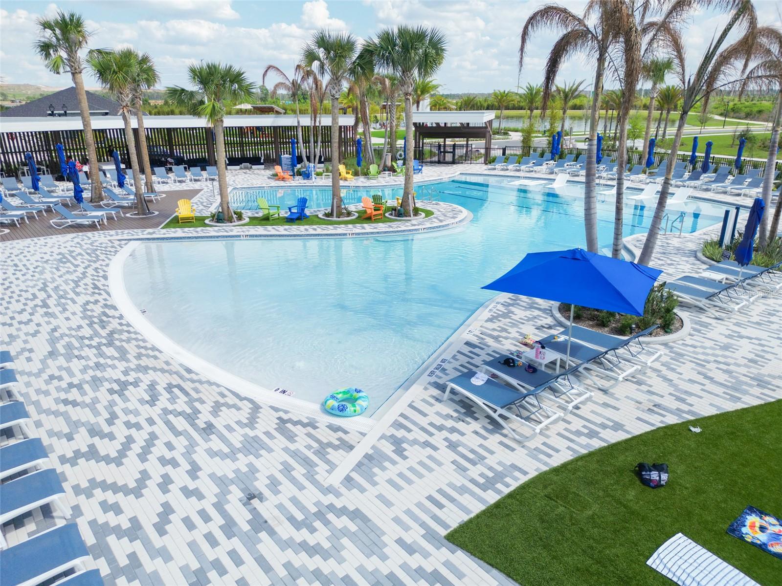 Image 32 of 49 For 10537 Glowing Beacon Street