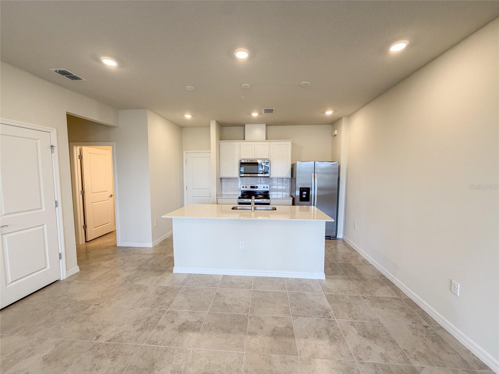 Image 7 of 49 For 10537 Glowing Beacon Street