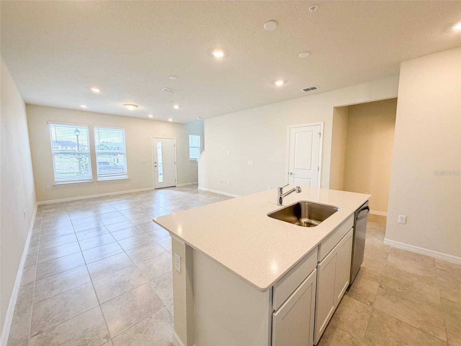 Image 8 of 49 For 10537 Glowing Beacon Street