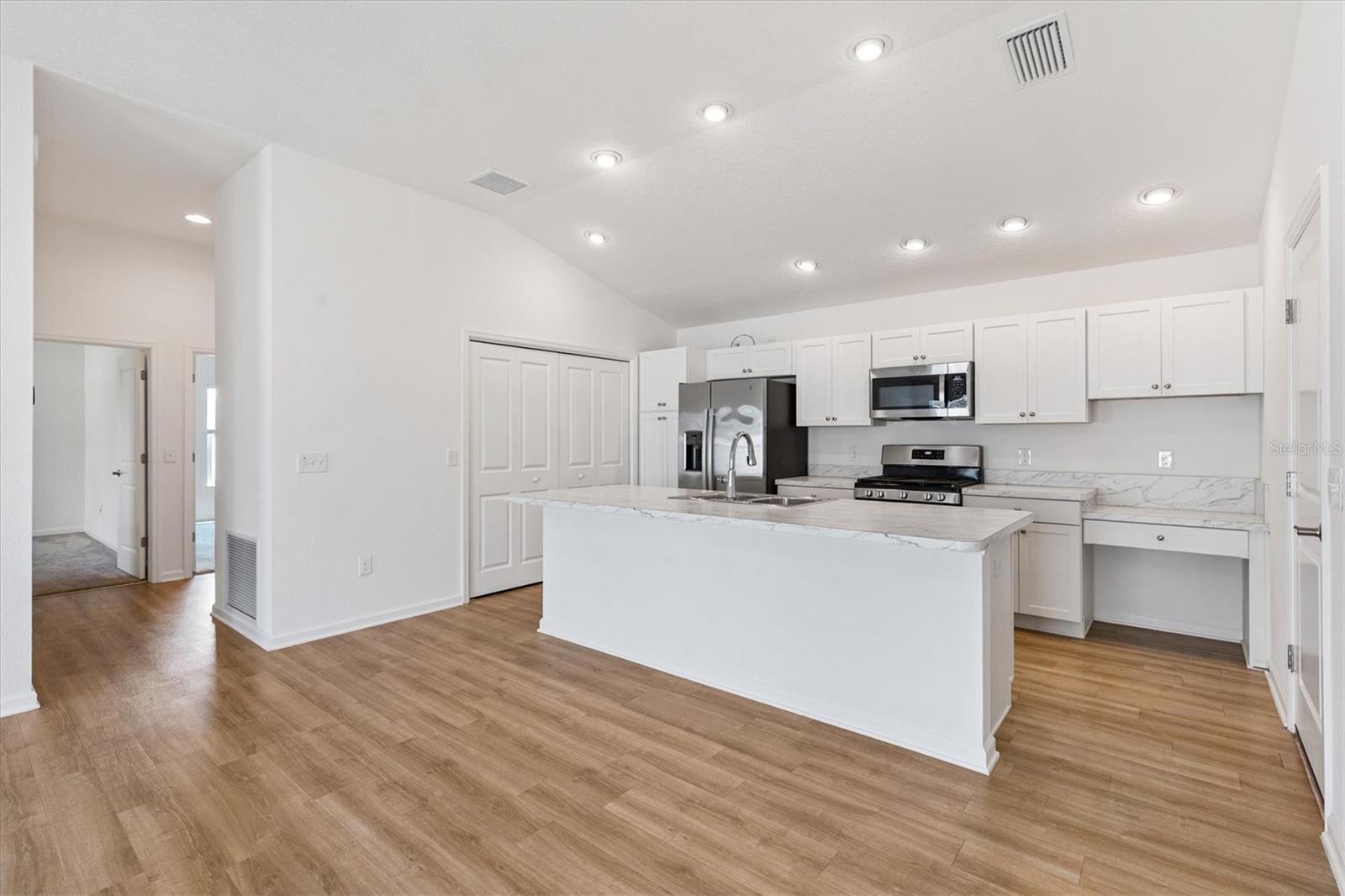 Image 18 of 46 For 7185 Fay Court