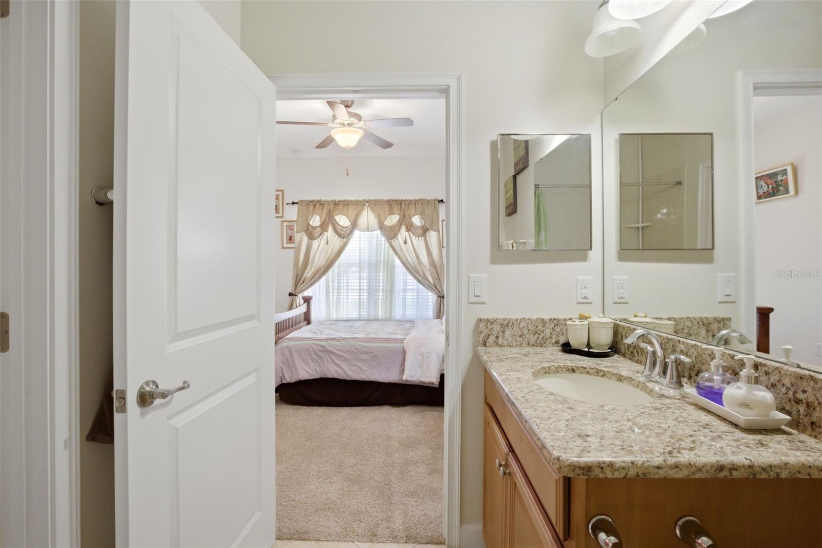 Image 23 of 36 For 3624 Solana Circle B