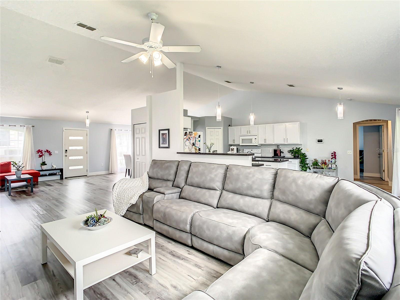 Image 11 of 65 For 1109 Union Avenue