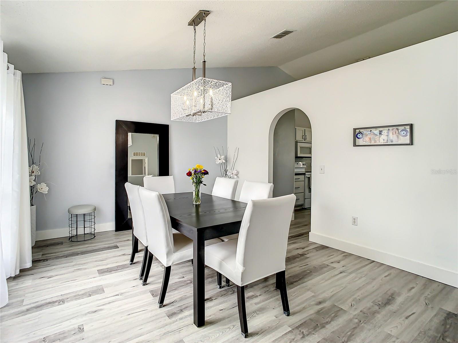 Image 14 of 65 For 1109 Union Avenue