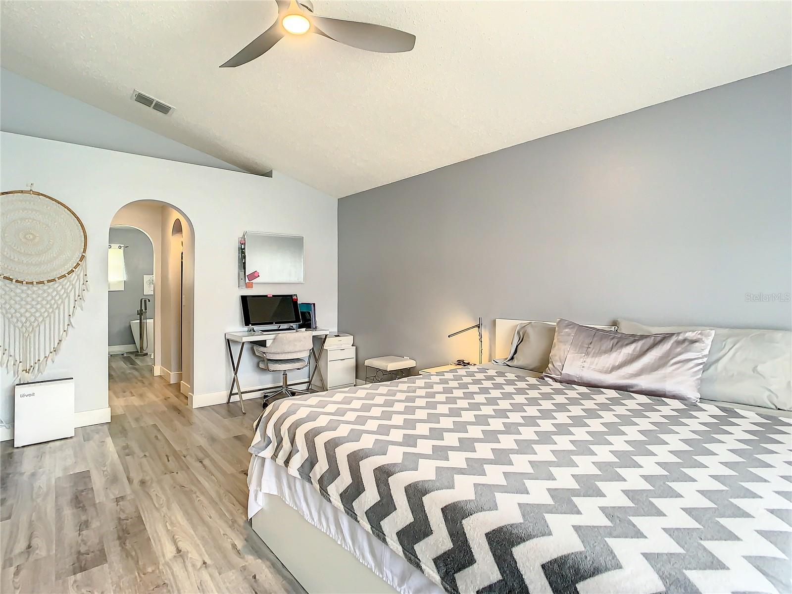 Image 25 of 65 For 1109 Union Avenue