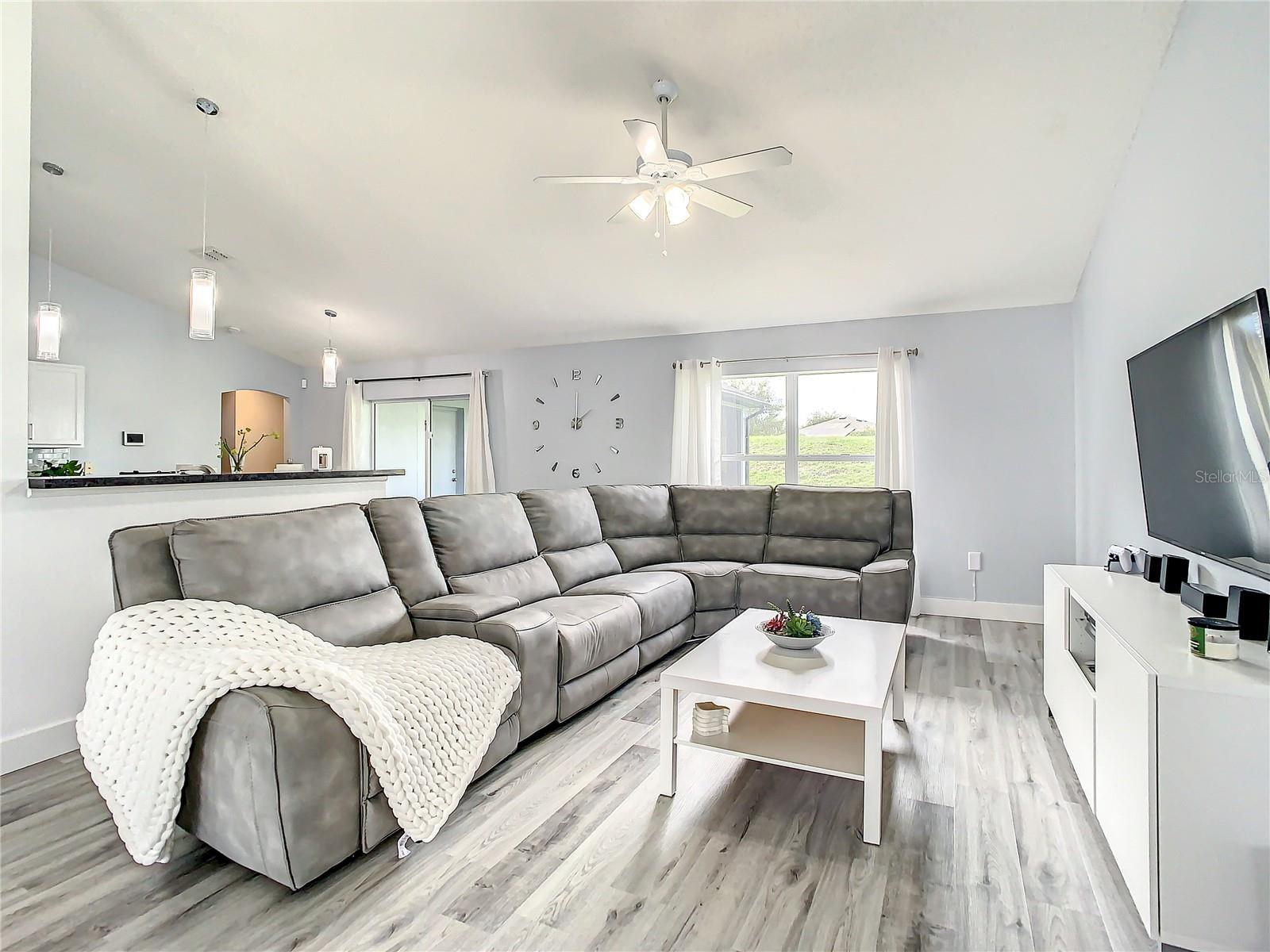 Image 9 of 65 For 1109 Union Avenue