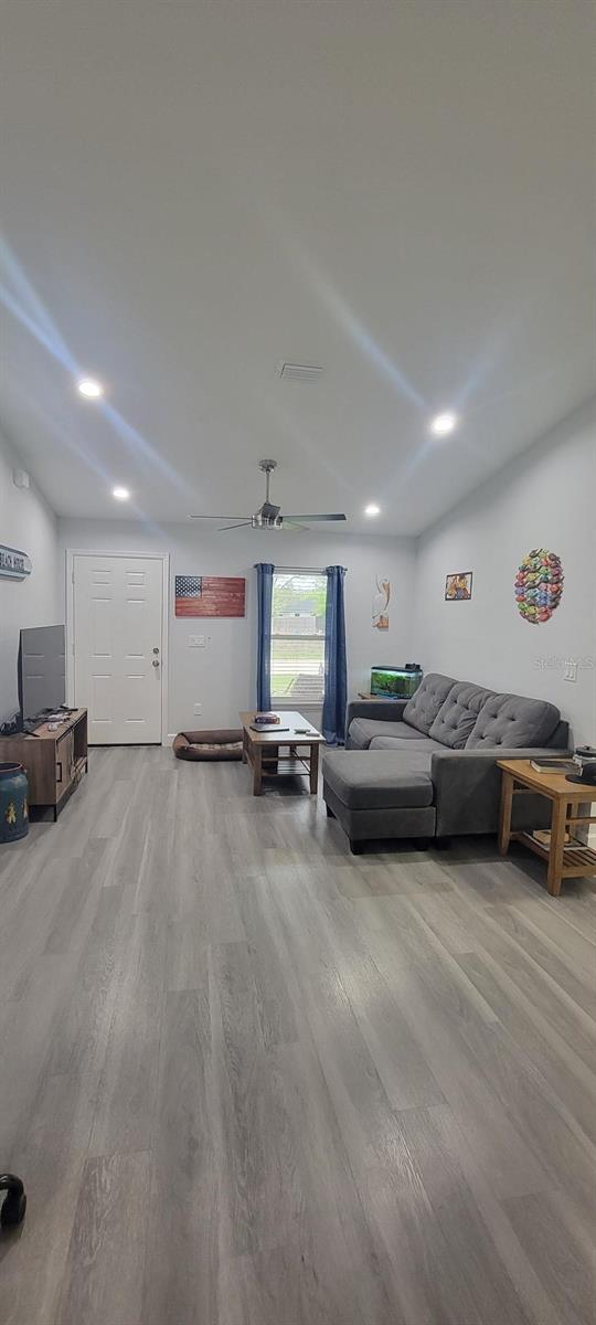 Image 5 of 18 For 13233 106th Street