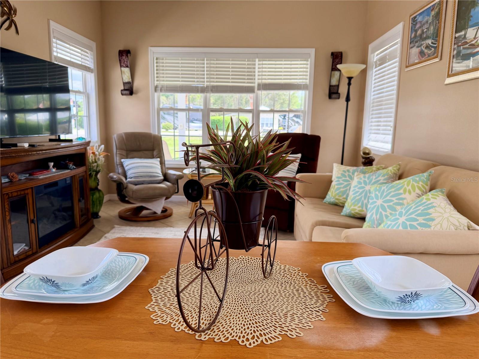 Image 13 of 35 For 9501 47th Way