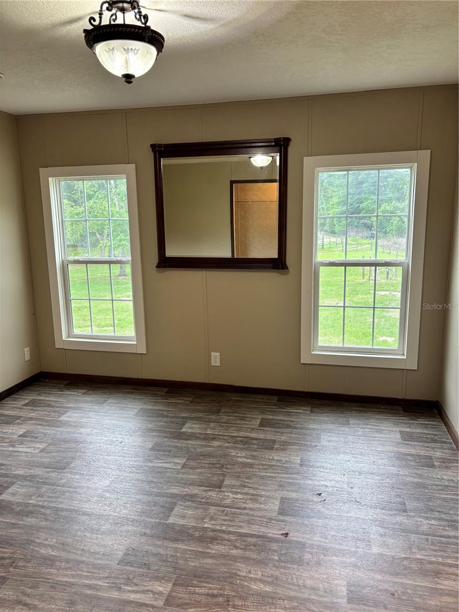 Image 20 of 43 For 11511 110th Terrace