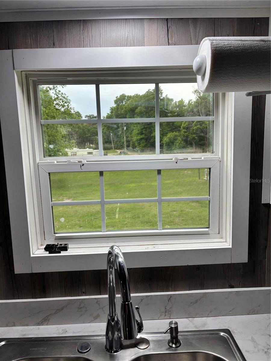 Image 30 of 43 For 11511 110th Terrace