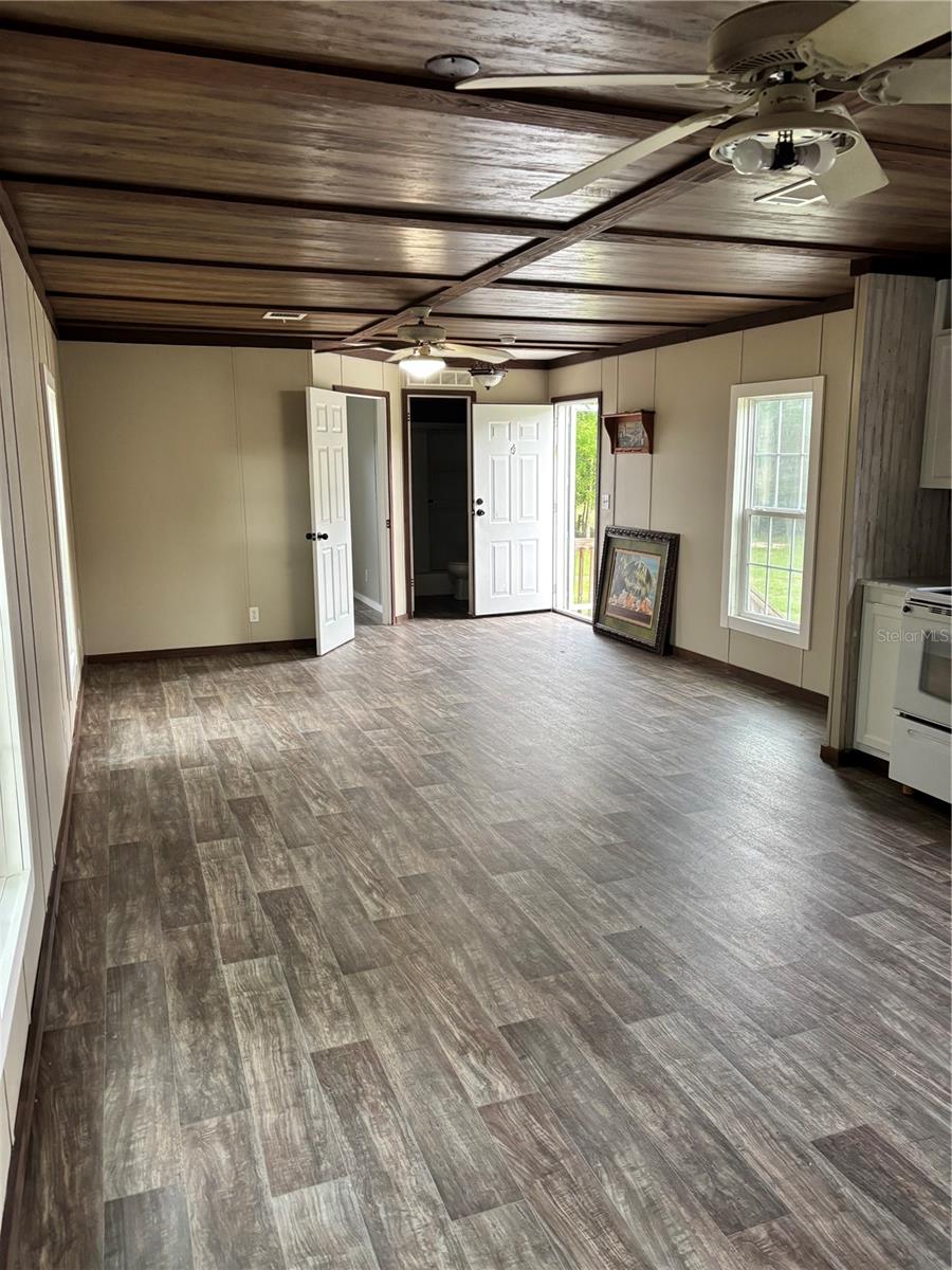 Image 32 of 43 For 11511 110th Terrace