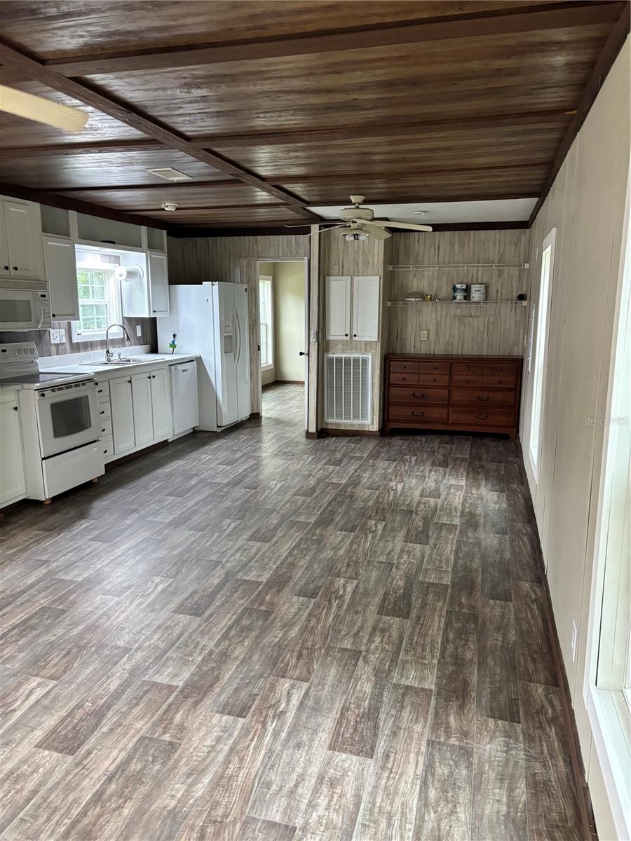 Image 39 of 43 For 11511 110th Terrace