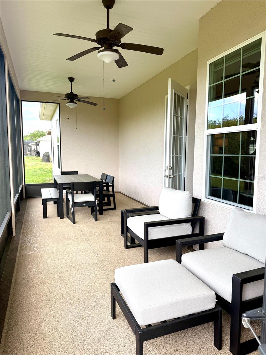 Image 4 of 17 For 10977 169th Lane