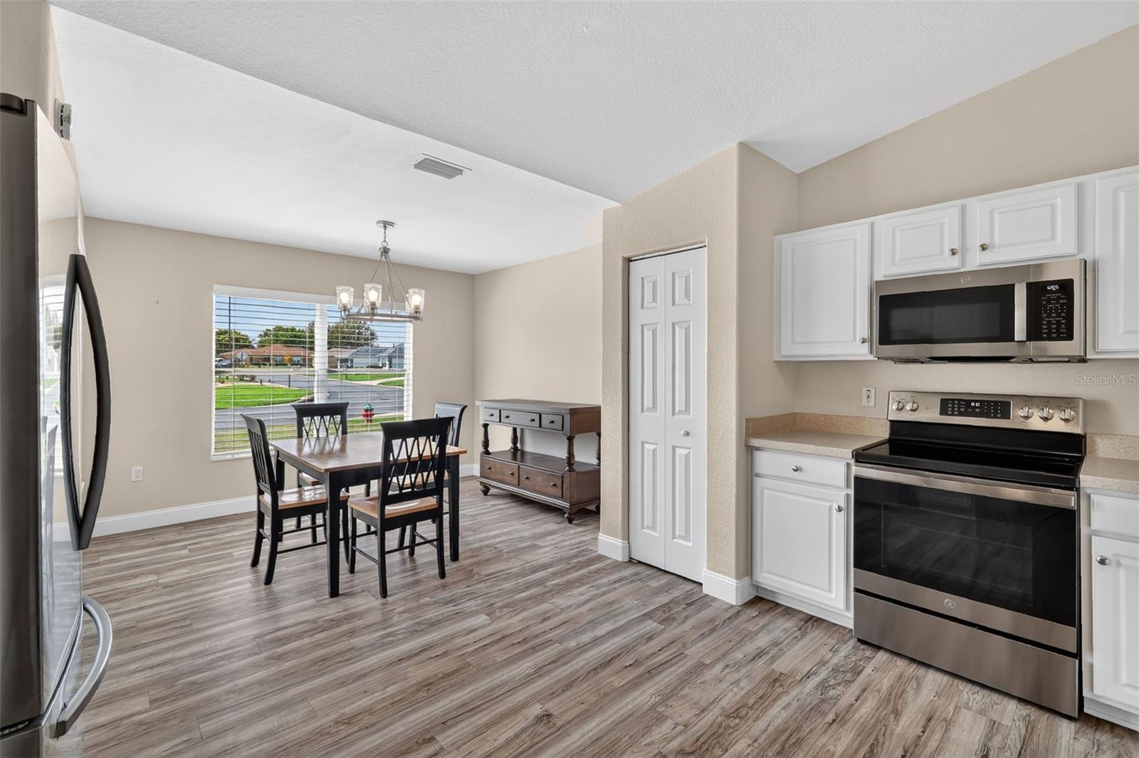 Image 10 of 29 For 13811 85th Circle