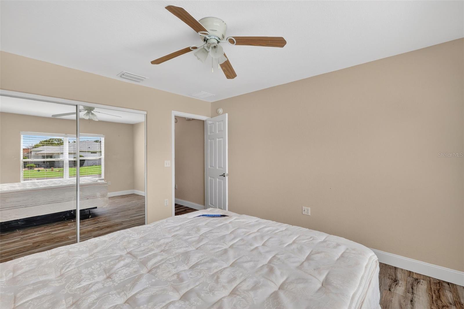 Image 19 of 29 For 13811 85th Circle